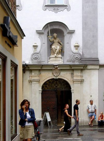 Austrian Style Architecture Demo: Windows and Doors