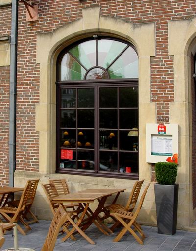 Belgian Style Architecture Demo: Windows and Doors