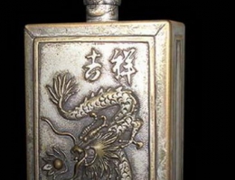 Snuff Box Metal Dragon Relief Artwork